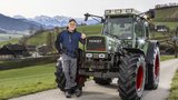 Der Fendt Farmer 280 S ist Adrian Eberhards Traumtraktor.  (Bild: «die grüne» / Pia Neuenschwander)