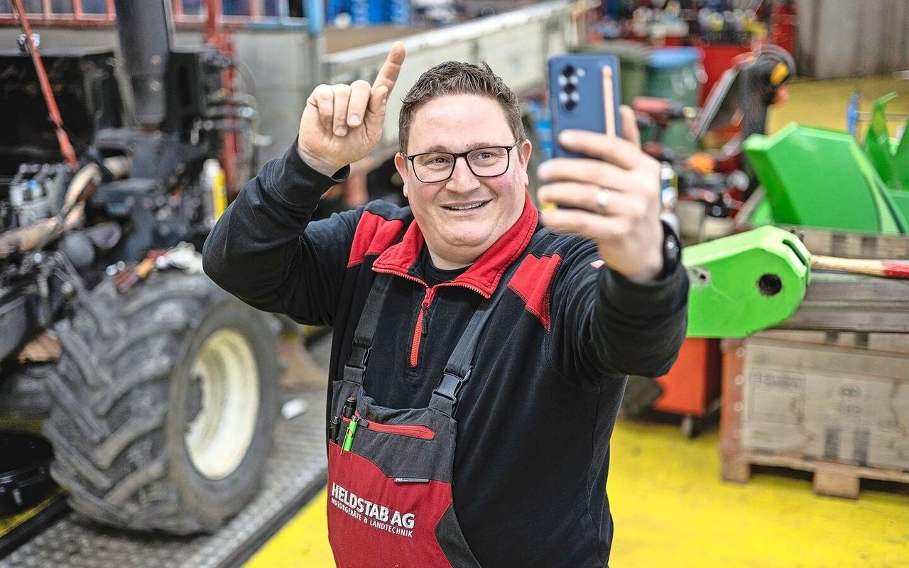 So begrüsst Hansruedi Heldstab seine Follower regelmässig mit spontanen Beiträgen aus seinem Berufsalltag.