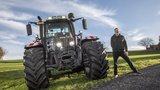 Der Fendt Vario 820 ist Dominik Howalds Traumtraktor.  (Bild: «die grüne» / Pia Neuenschwander)