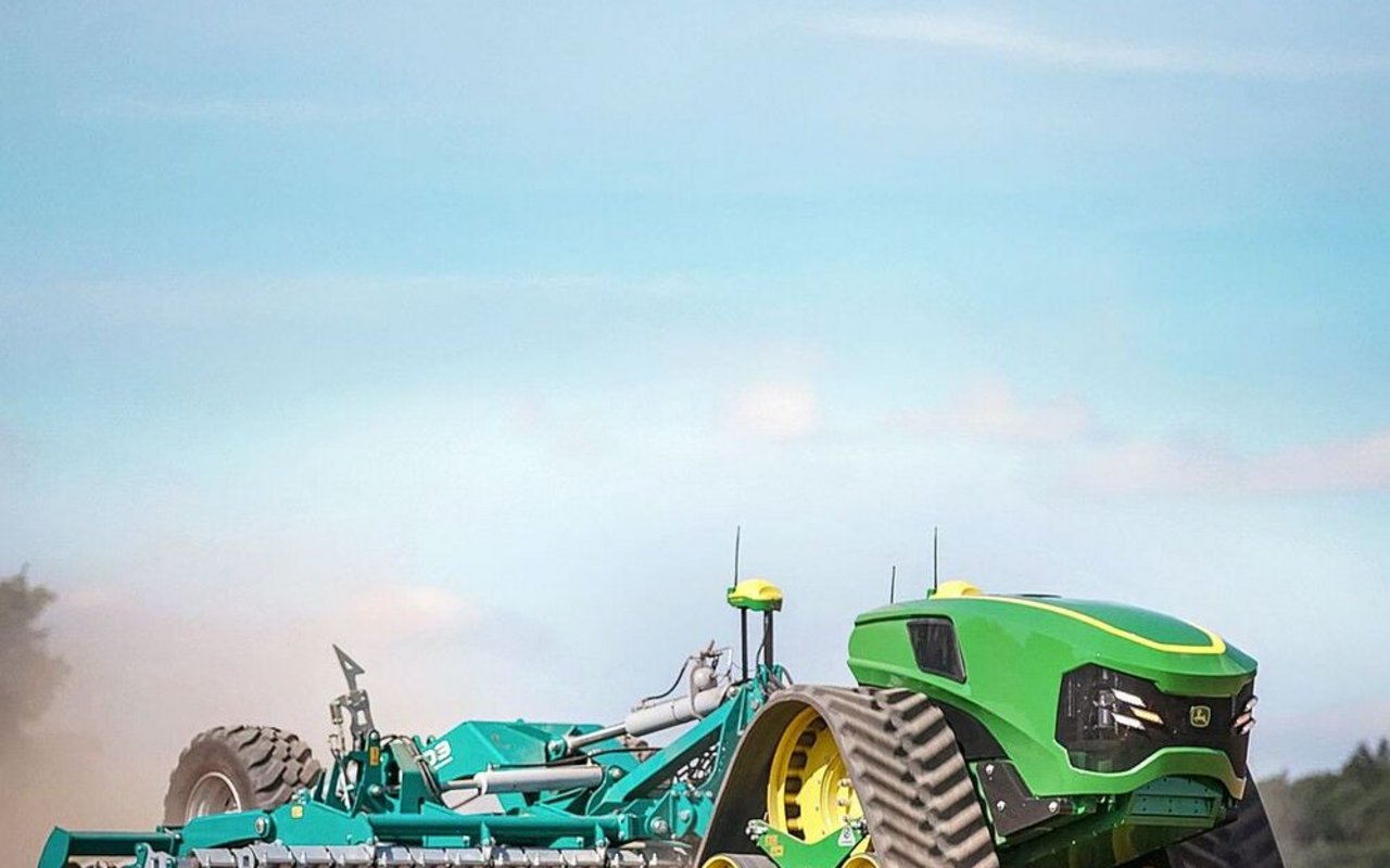 Die Weiterentwicklung autonomer Landtechnik erfolgt in kurzen Zyklen. 